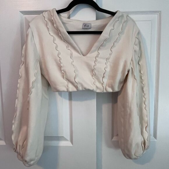 Oh Polly Cropped Ruffle Bubble Puff Sleeved Sweatshirt Size 8 - Picture 2 of 6